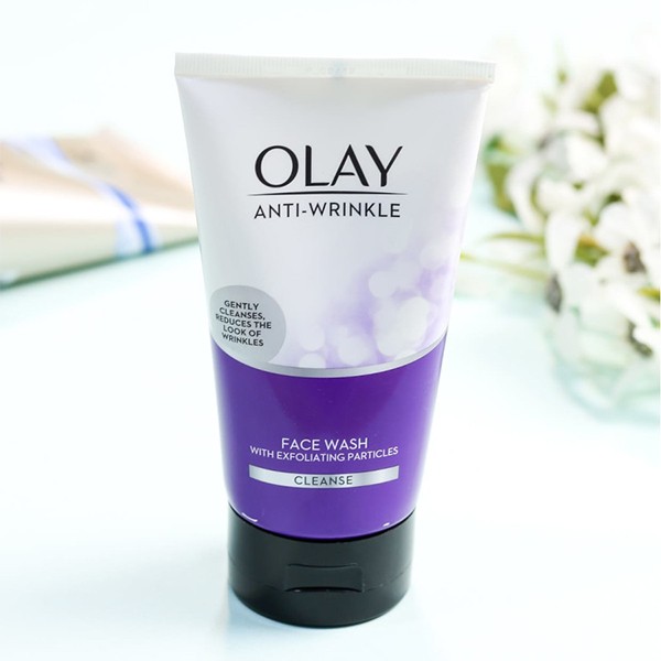 OLAY ANTI -WRINKLE FACE WASH